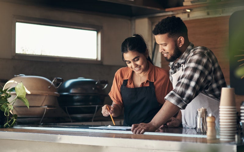 Como ter mais segurança financeira através de uma empresa terceirizada presente no seu restaurante?